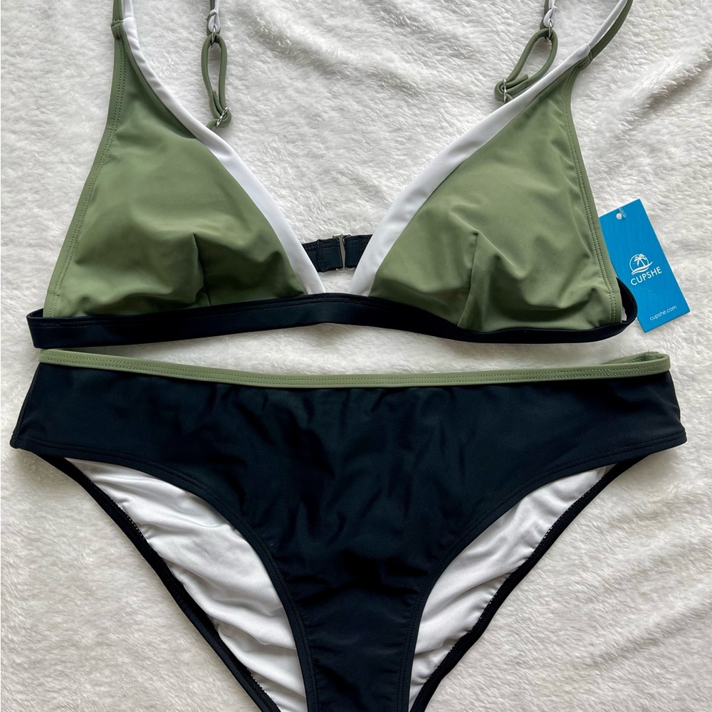 Cupshe Green and Black Bikini Swimwear